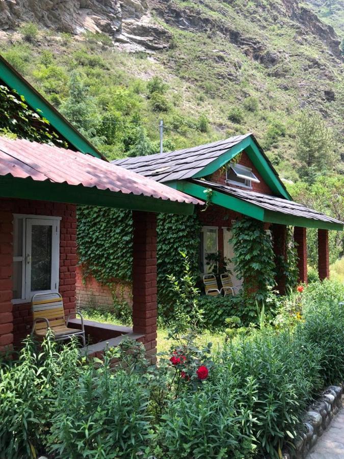 The Mother'S Riverfront Hotel Gushaini Exterior foto